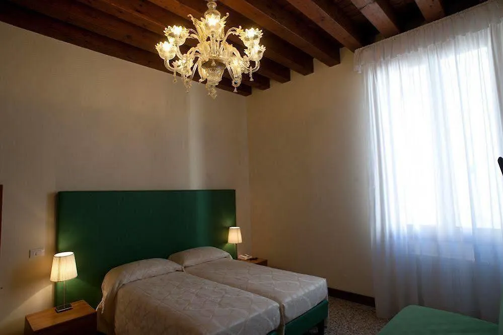 Foresteria Levi Βενετία Bed and Breakfast